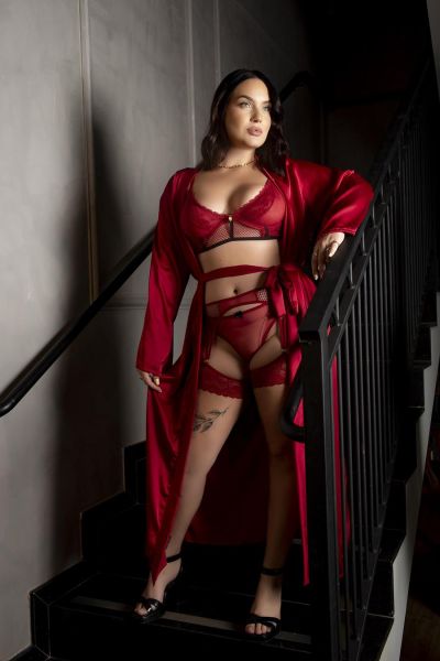 Robe Longo Cetim Sofisticado